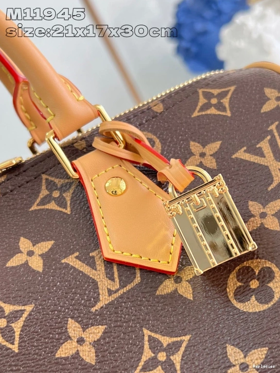 Cheap 30 Vuitton Speedy Louis Crafty Soft 0729